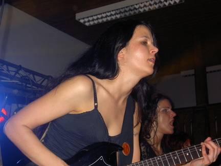 UHU-2009-17